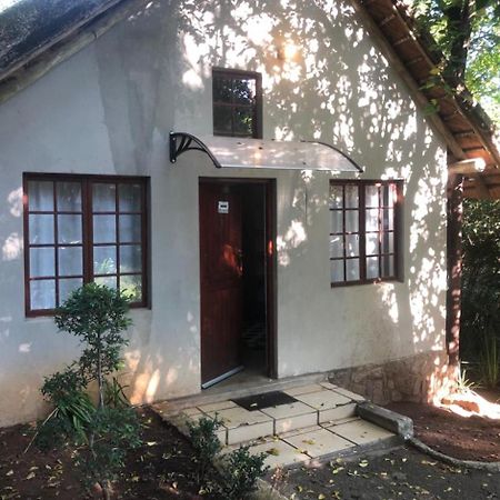Pecan Bush Lodge Magaliesburg Zewnętrze zdjęcie